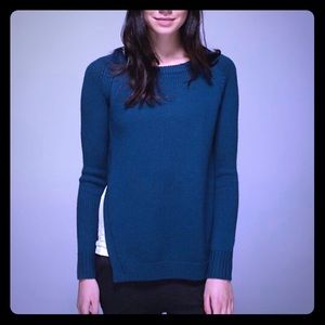 Lululemon turquoise sweater